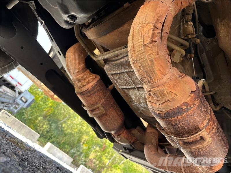 Ford F-250 XL 4x2 Crew Cab Pickup Citi
