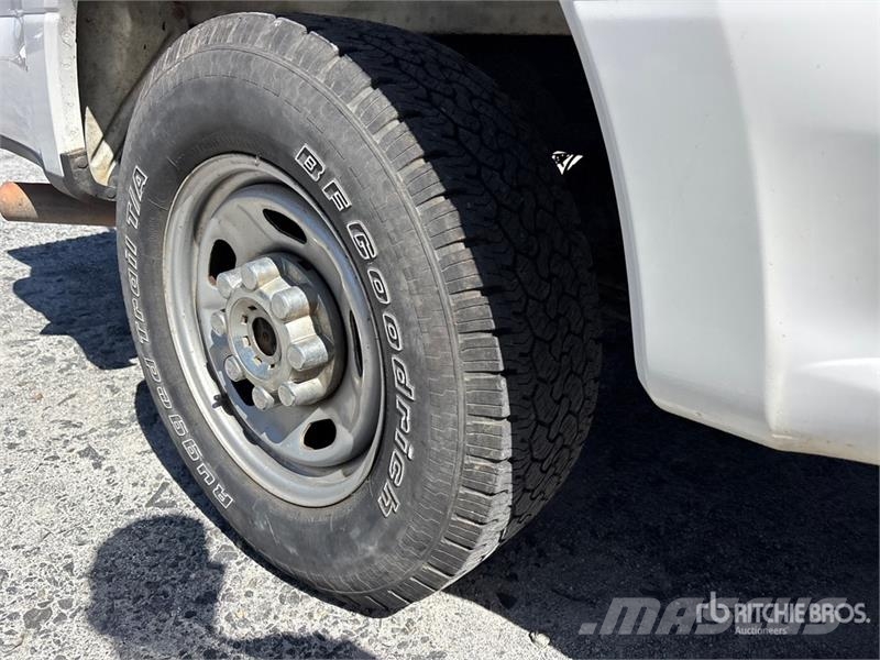 Ford F-250 XL 4x2 Crew Cab Pickup Citi