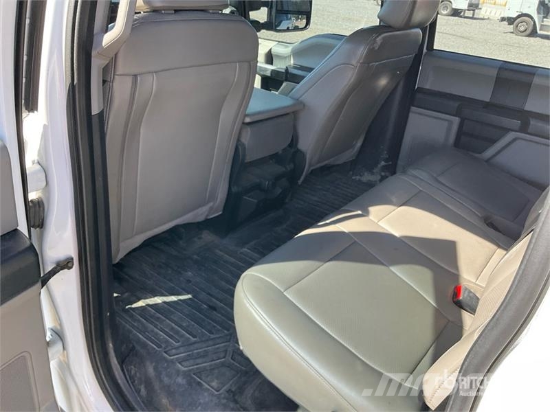 Ford F-250 XL 4x4 Crew Cab Pickup Άλλα Vans