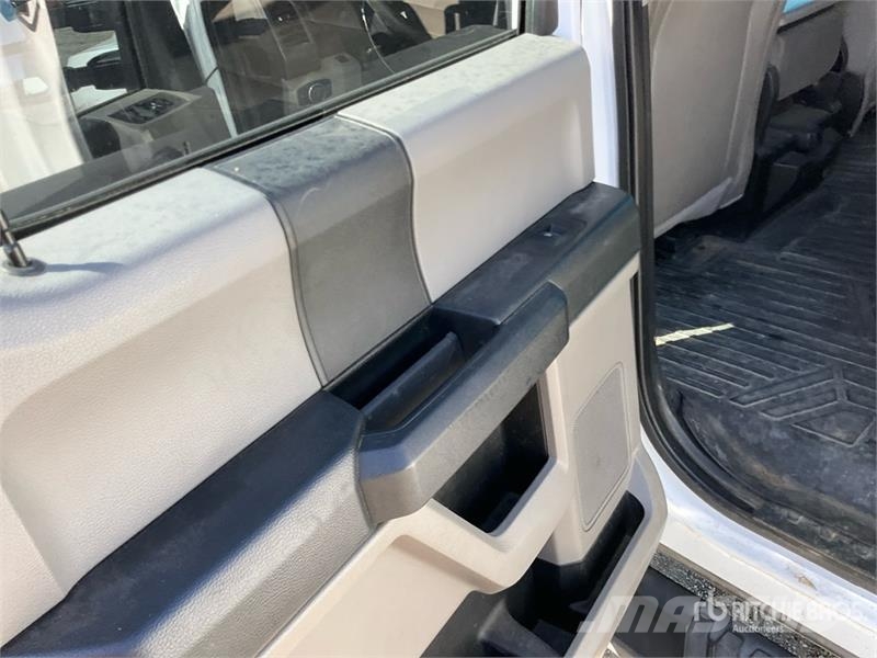 Ford F-250 XL 4x4 Crew Cab Pickup Άλλα Vans