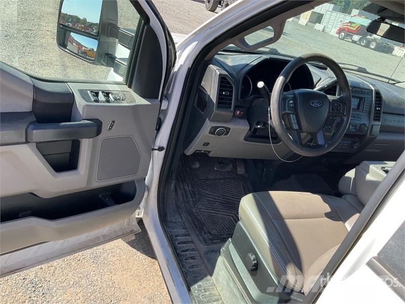 Ford F-250 XL 4x4 Crew Cab Pickup Άλλα Vans