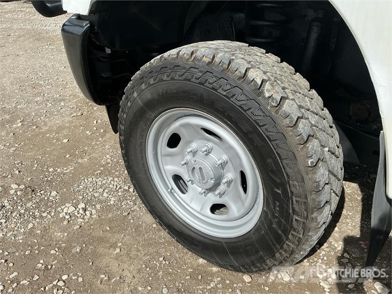 Ford F-250 XL 4x4 Extended Cab Utility Truck Prekucniki