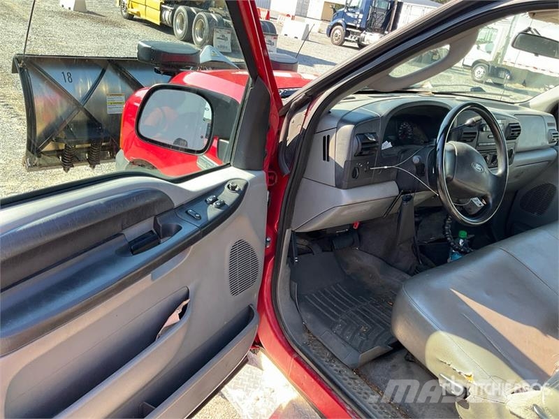 Ford F-250 XL 4x4 Extended Cab Pickup Altele