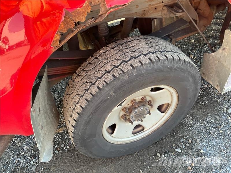 Ford F-250 XL 4x4 Extended Cab Pickup Altele