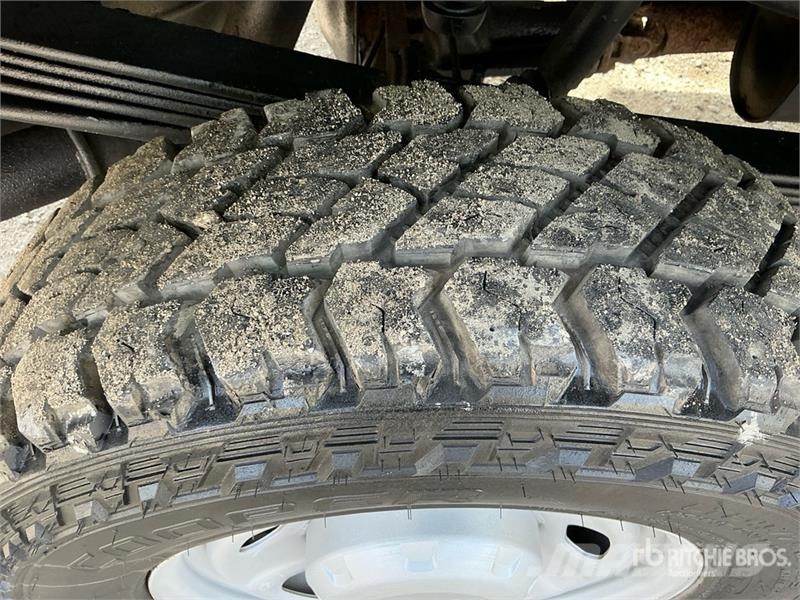 Ford F-250 XL 4x4 Extended Cab Utility Truck Prekucniki