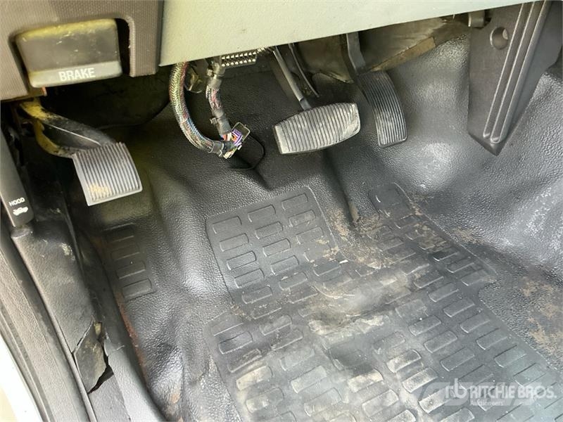 Ford F-250 XL 4x4 Extended Cab Utility Truck Prekucniki