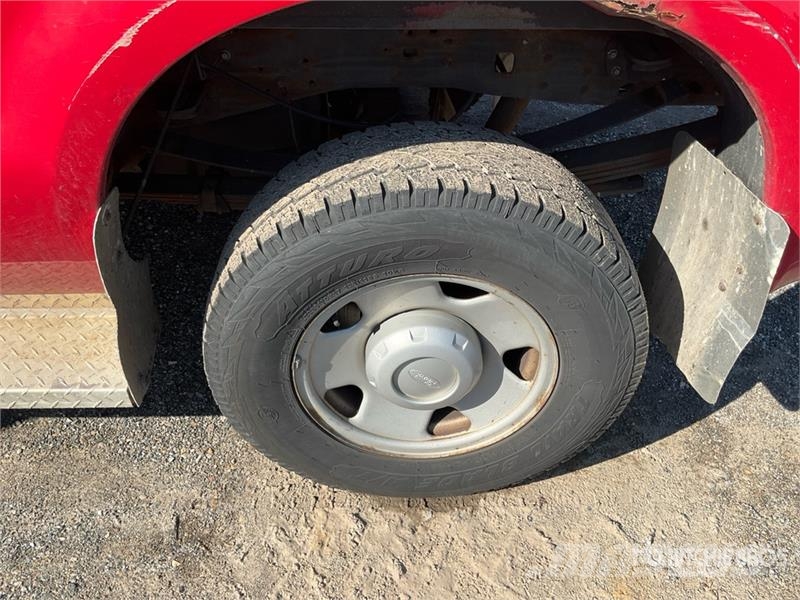 Ford F-250 XL 4x4 Extended Cab Pickup Altele