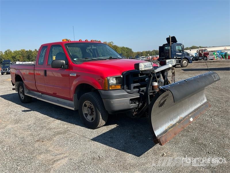 Ford F-250 XL 4x4 Extended Cab Pickup Altele