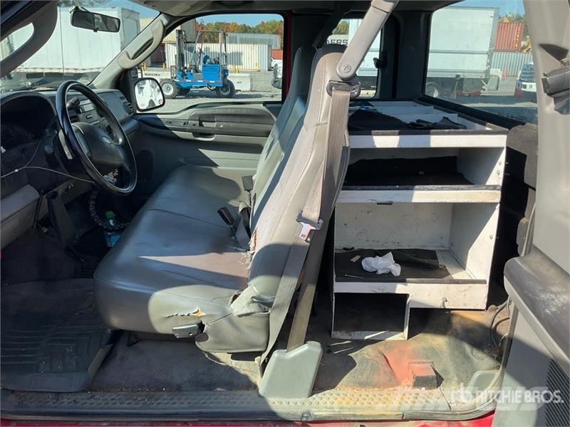 Ford F-250 XL 4x4 Extended Cab Pickup Altele
