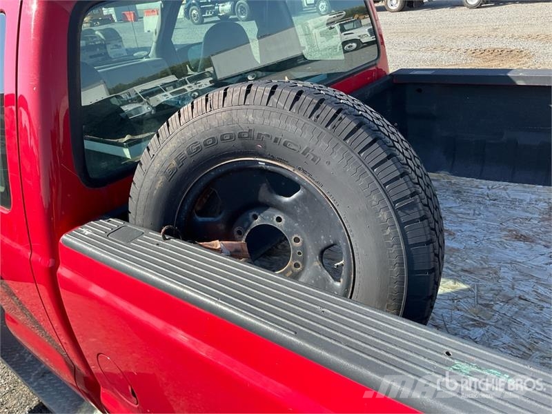 Ford F-250 XL 4x4 Extended Cab Pickup Altele