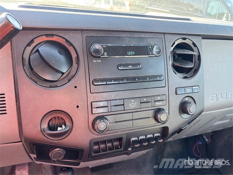 Ford F-250 XL 4x4 Pickup Other