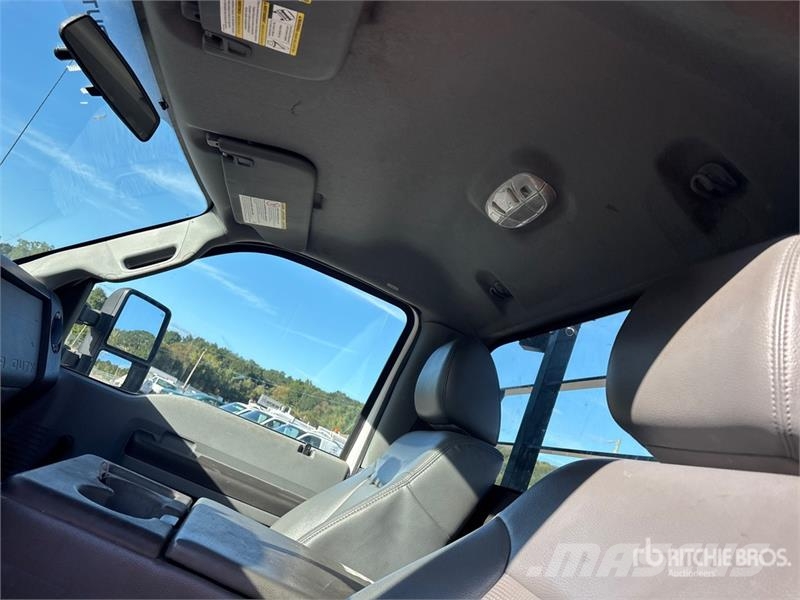 Ford F-250 XL 4x4 Pickup Other