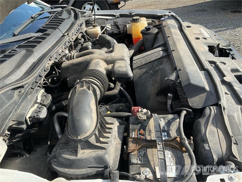 Ford F-250 XL 4x4 Pickup その他