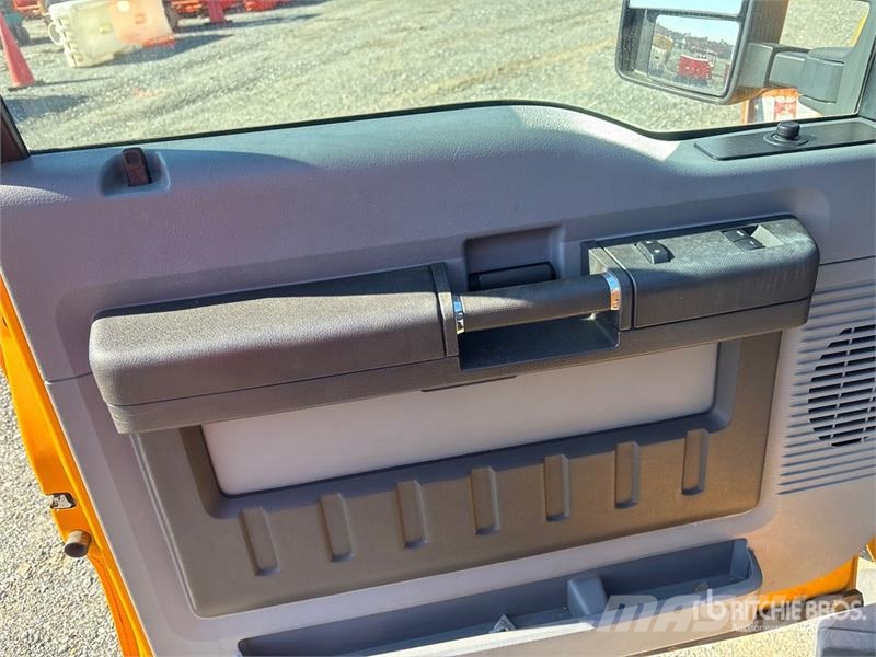Ford F-250 XL Pickup (Inoperable) Andere Transporter