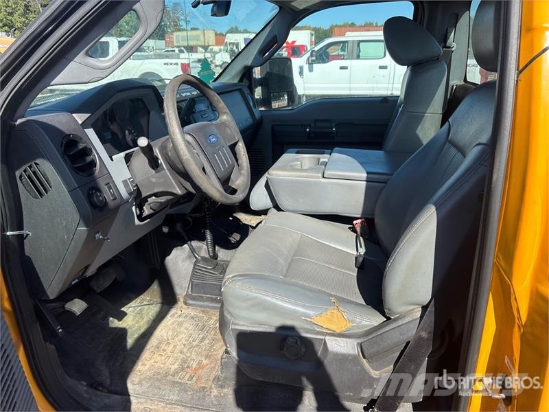 Ford F-250 XL Pickup (Inoperable) Andere Transporter