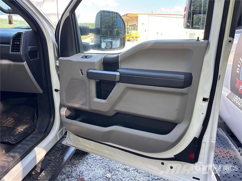 Ford F-250 XLT 4x4 Extended Cab Pickup Muu