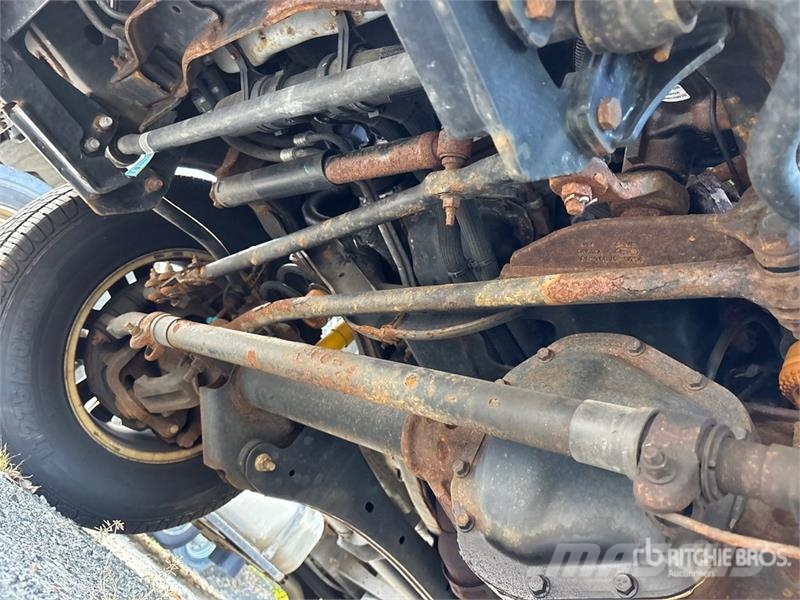 Ford F-250 XLT 4x4 Extended Cab Pickup Muu