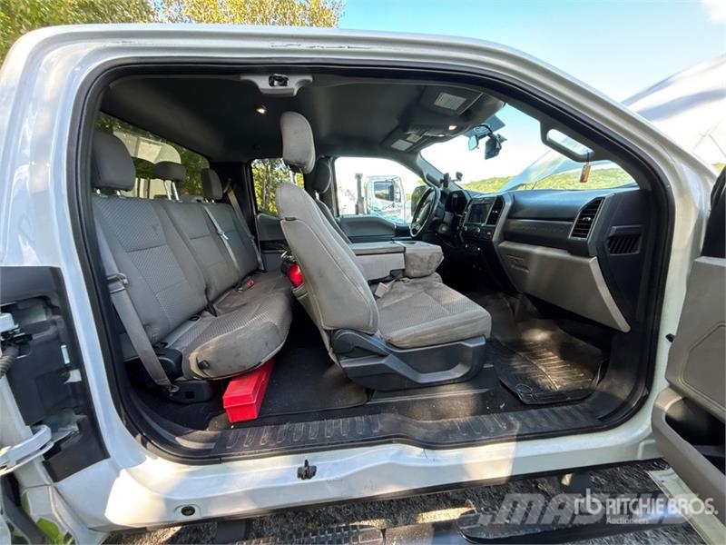 Ford F-250 XLT 4x4 Extended Cab Pickup Muu