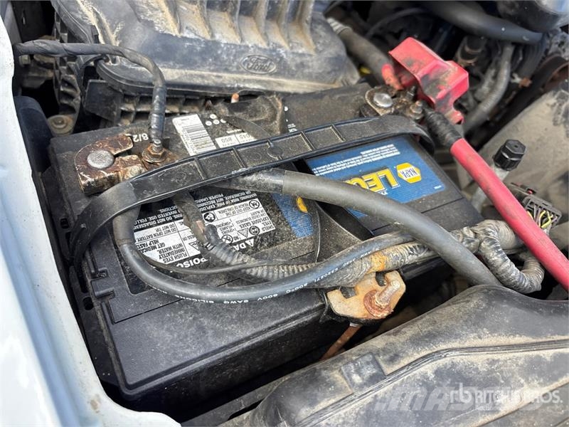 Ford F-250 XLT 4x4 Extended Cab Pickup Muu