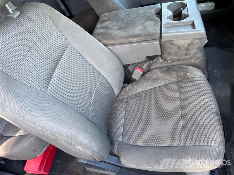Ford F-250 XLT 4x4 Extended Cab Pickup Muu