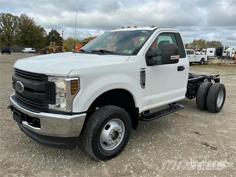 Ford F-350 Cabines