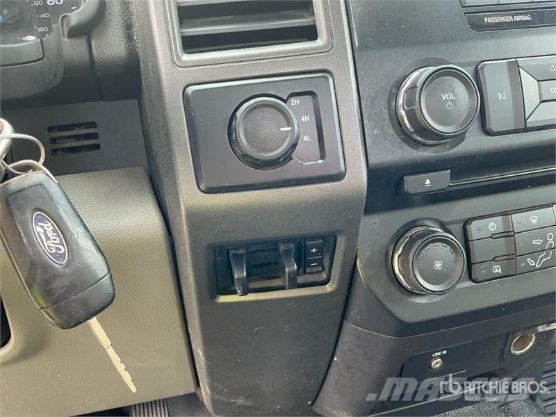 Ford F-350 Cabines