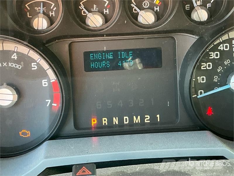 Ford F-350 Ciężarówki typu Platforma / Skrzynia