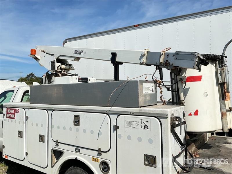 Ford F-350 المنصات الهوائية المثبتة على شاحنة