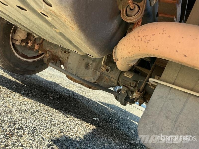 Ford F-350 Platformas/izkraušana no sāniem