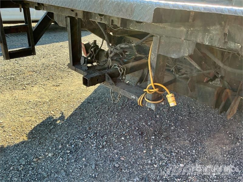 Ford F-350 Ciężarówki typu Platforma / Skrzynia