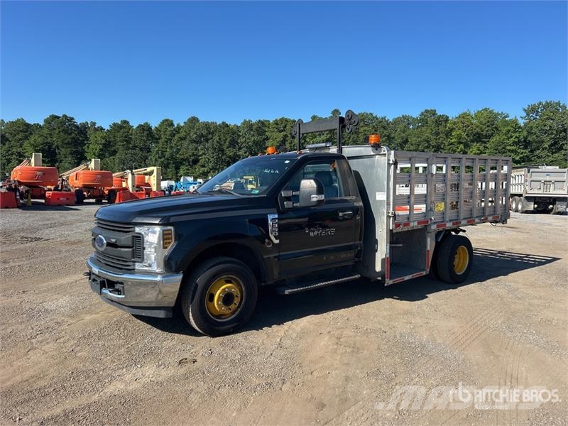 Ford F-350 Φορτηγά Kαρότσα με ανοιγόμενα πλαϊνά