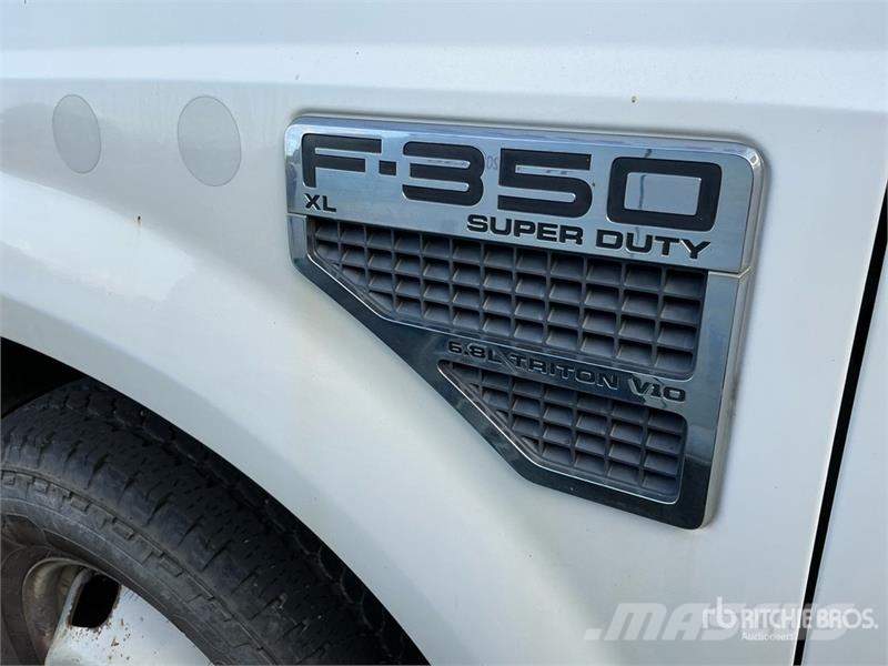 Ford F-350 المنصات الهوائية المثبتة على شاحنة