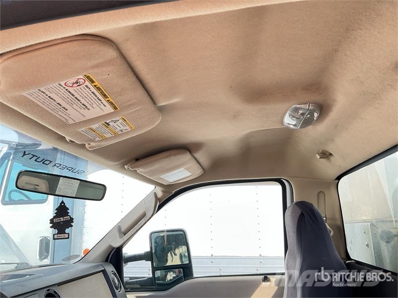 Ford F-350 المنصات الهوائية المثبتة على شاحنة