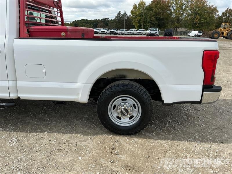 Ford F-350 Drugi
