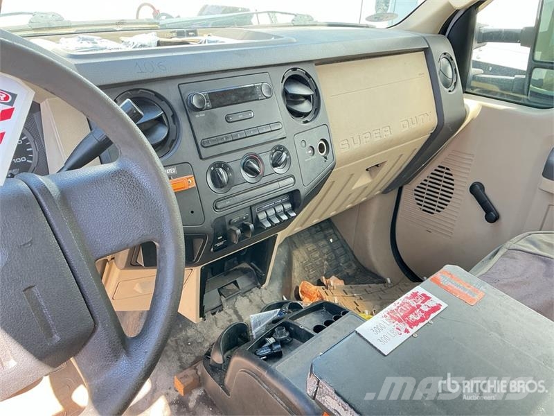 Ford F-350 المنصات الهوائية المثبتة على شاحنة