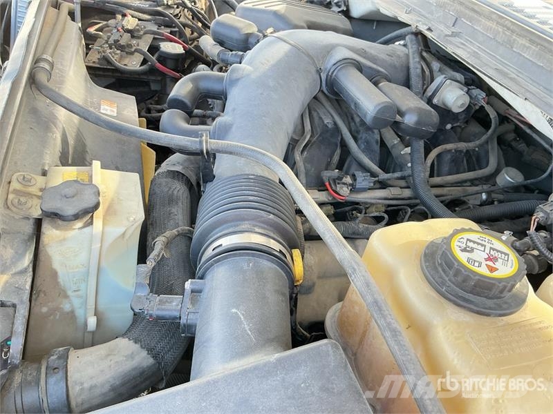 Ford F-350 المنصات الهوائية المثبتة على شاحنة