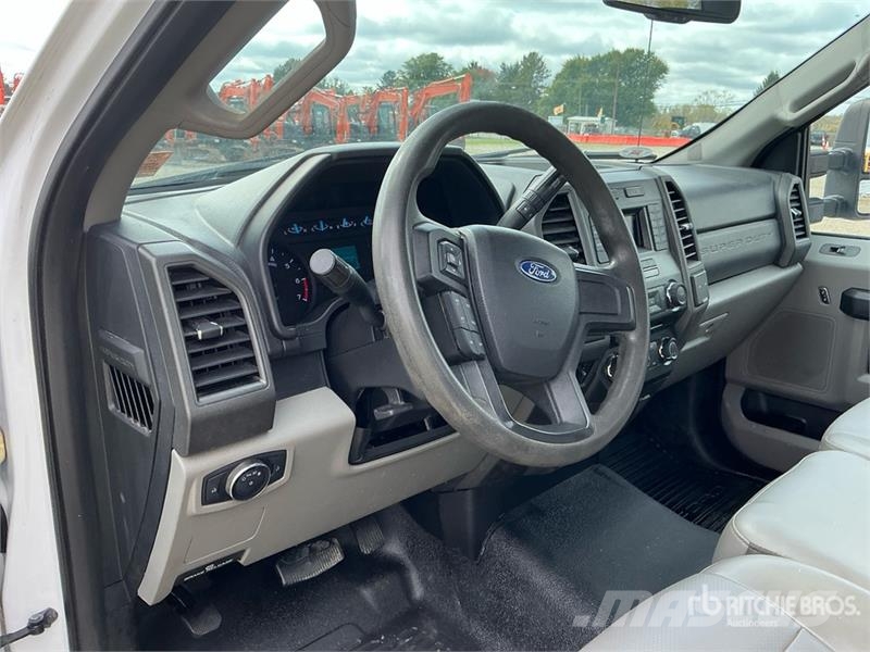 Ford F-350 Cabines