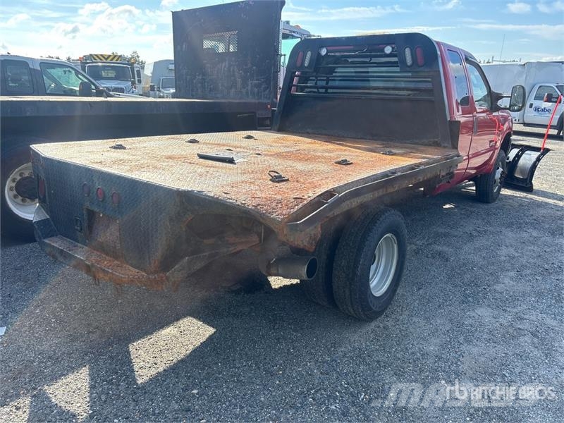 Ford F-350 Flatbed / Dropside trucks