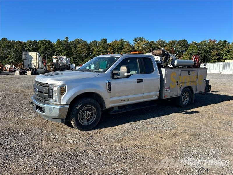 Ford F-350 市政车
