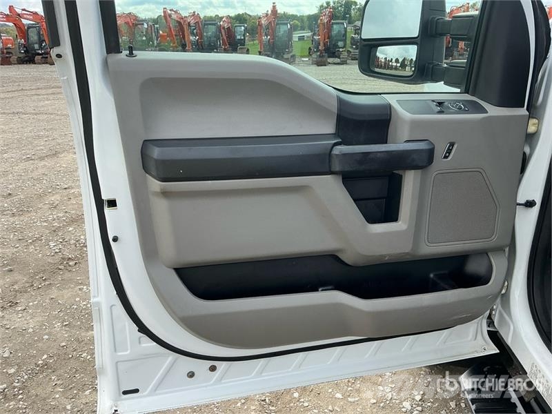 Ford F-350 Cabines