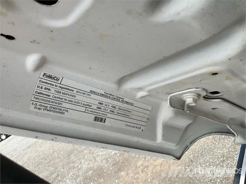 Ford F-350 4x4 Crew Cab LiftMoore 2700AR truck crane Pi Otros