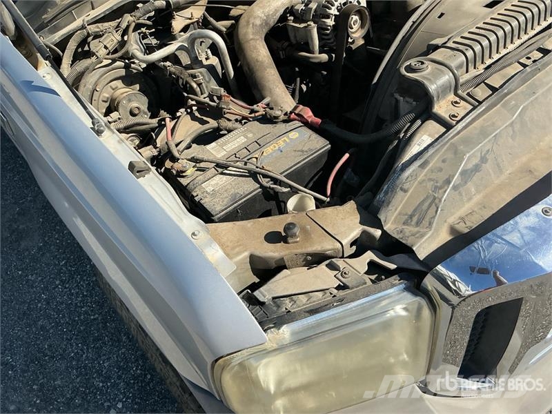 Ford F-350 4x4 Extended Cab Utility Truck (Inoperable) Nakladacia/sklápacia bočnica