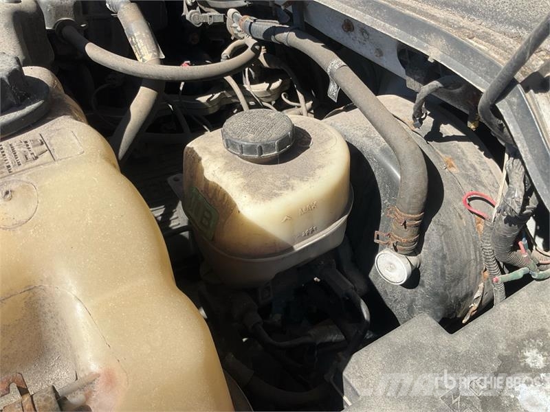 Ford F-350 4x4 Extended Cab Fuel tank in bed with pump 픽업/드롭사이드
