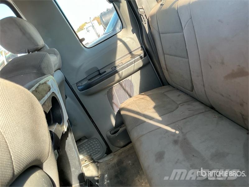 Ford F-350 4x4 Extended Cab Utility Truck (Inoperable) Nakladacia/sklápacia bočnica