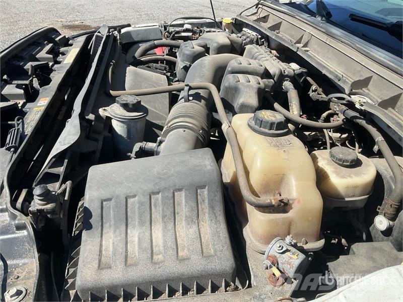 Ford F-350 4x4 Extended Cab Fuel tank in bed with pump 픽업/드롭사이드