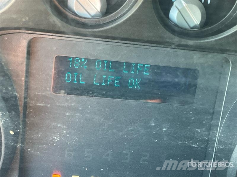Ford F-350 4x4 Extended Cab Fuel tank in bed with pump 픽업/드롭사이드