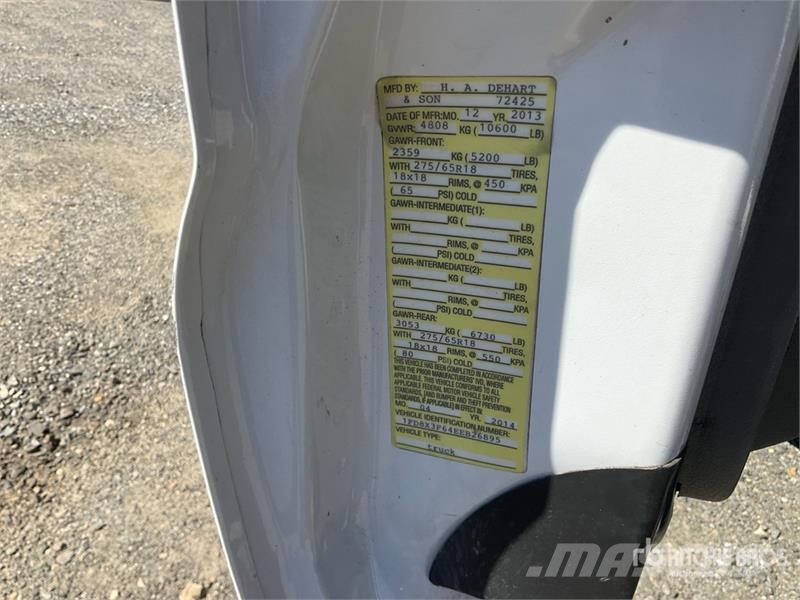 Ford F-350 4x4 Extended Cab Fuel tank in bed with pump 픽업/드롭사이드