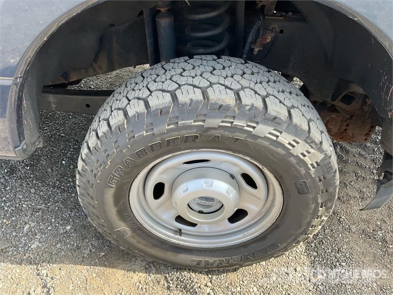 Ford F-350 4x4 Pickup Otros