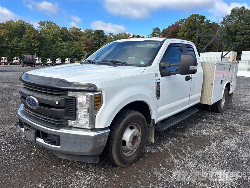 Ford F-350 XL 4x2 Extended Cab Utility Truck Pick up/Fiancata ribaltabile
