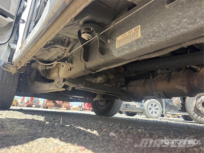 Ford F-350 XL 4x2 Extended Cab Flatbed Truck 平ボディー